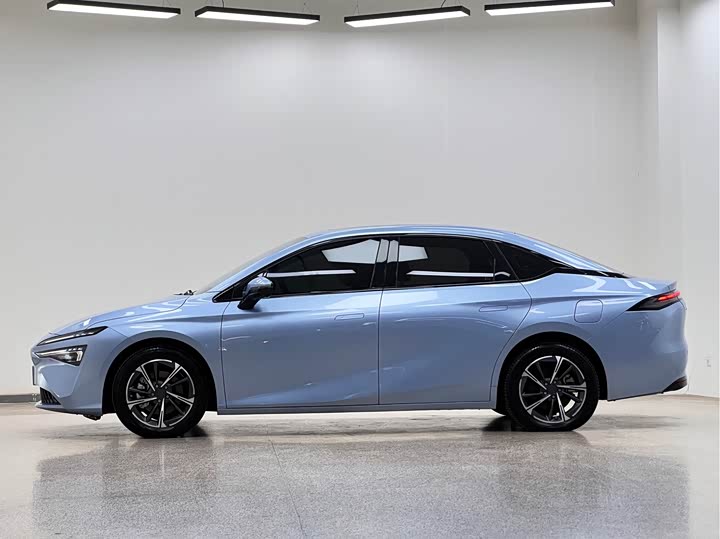 GAC Aion S Max, 2024 — фото 4 из 9
