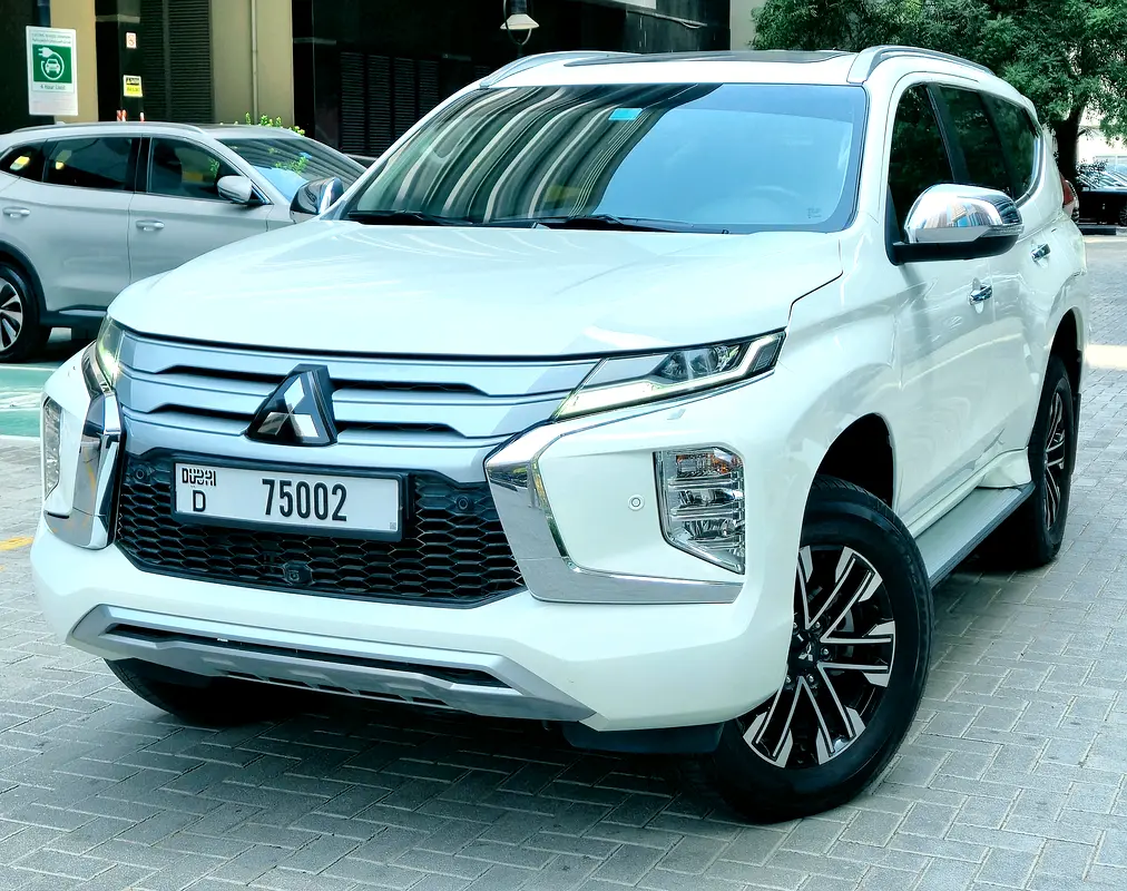 Mitsubishi Montero Sport, 2023