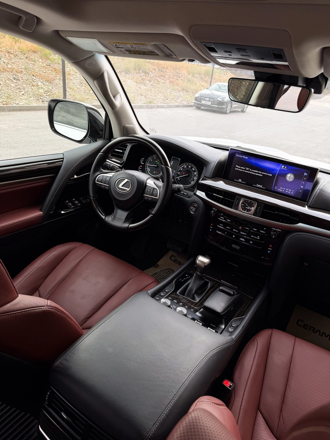 Lexus LX, 2021 — фото 9 из 12