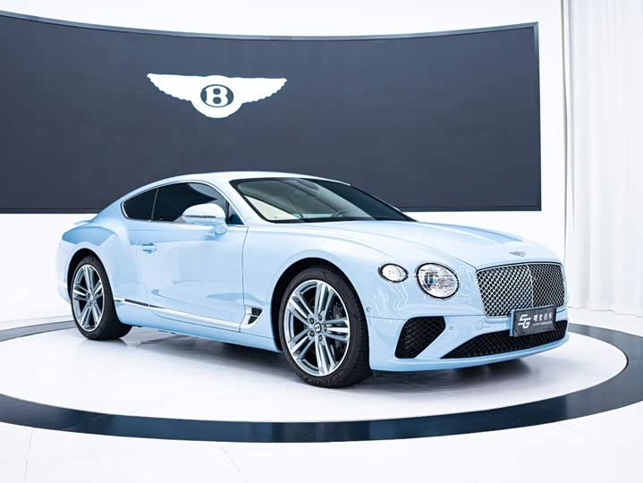 Bentley Continental GT, 2023 — фото 3 из 9
