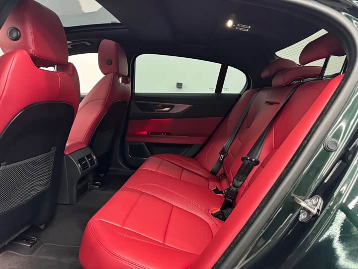 Jaguar XE L, 2023 — фото 5 из 9