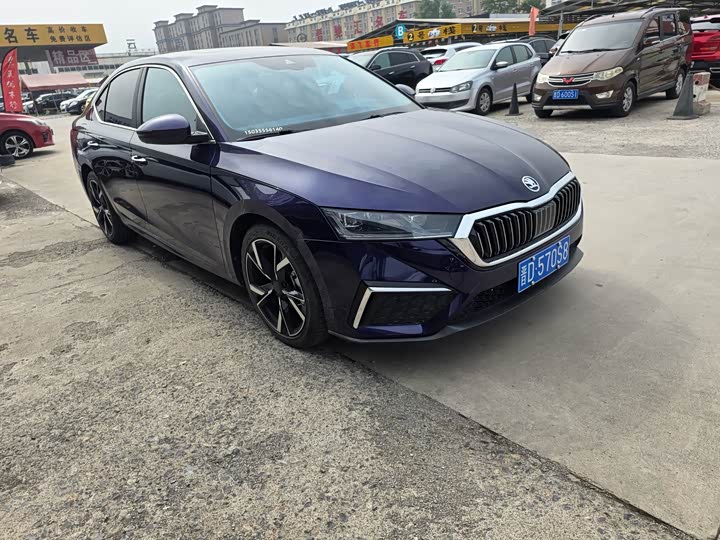 Skoda Octavia Pro, 2022 — фото 2 из 9