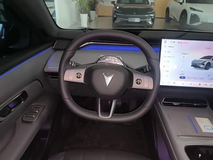 Changan Deepal L06, 2026 — фото 7 из 9