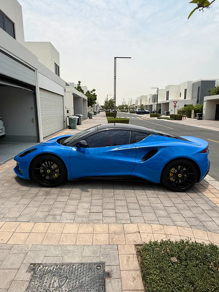 Lotus Emira, 2023 — фото 3 из 6