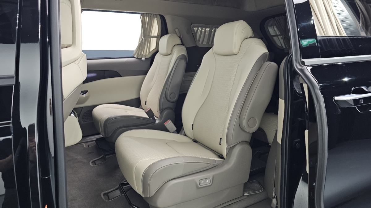 Kia Carnival, 2022 — фото 12 из 12