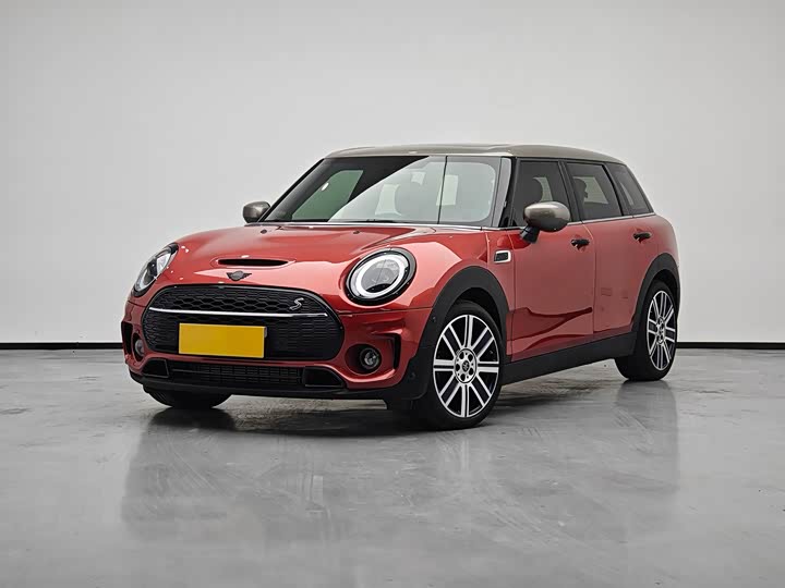 Mini Clubman, 2023 — купить в Москве под ключ