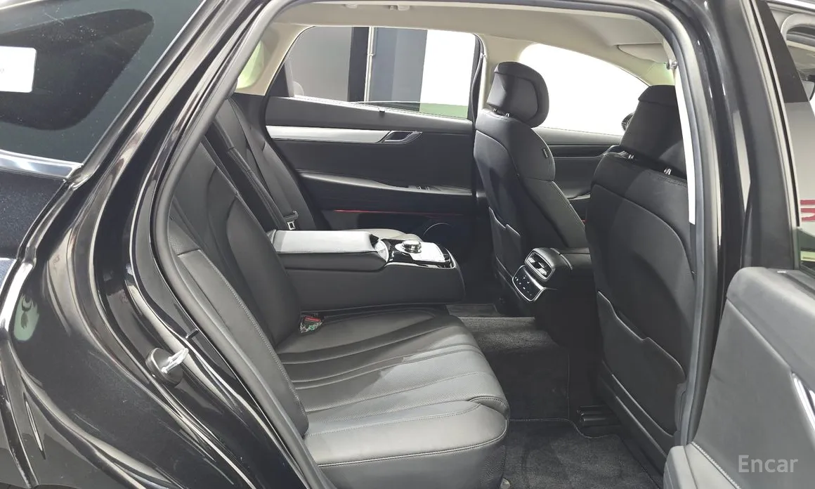 Genesis G80, 2025 — фото 11 из 12