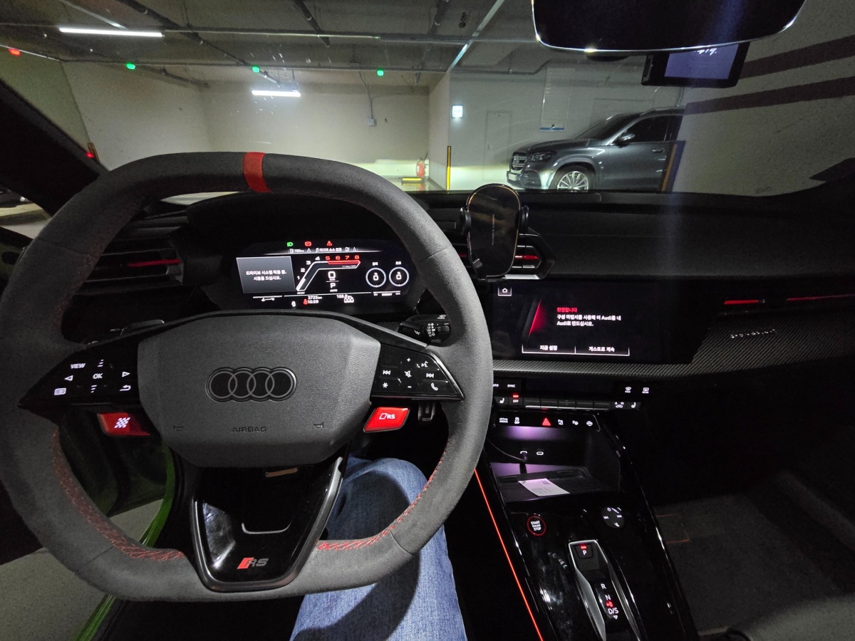 Audi RS 3, 2025 — фото 5 из 10