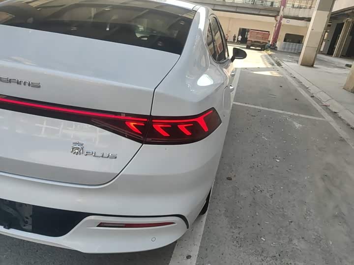 BYD Qin Plus, 2024 — фото 8 из 9