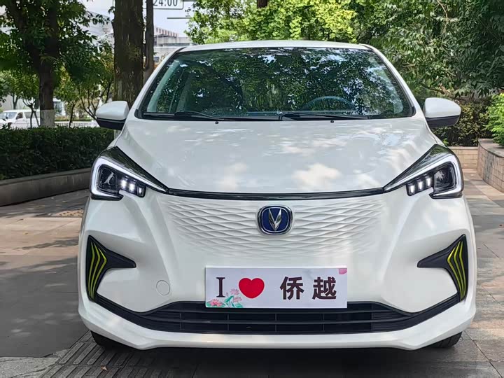 Changan BenBen E-Star, 2022 — фото 2 из 9
