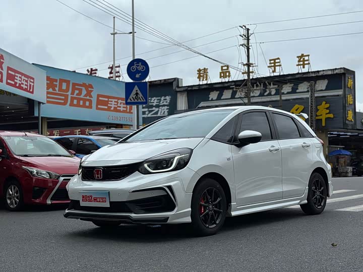 Honda Fit, 2024 — фото 4 из 9