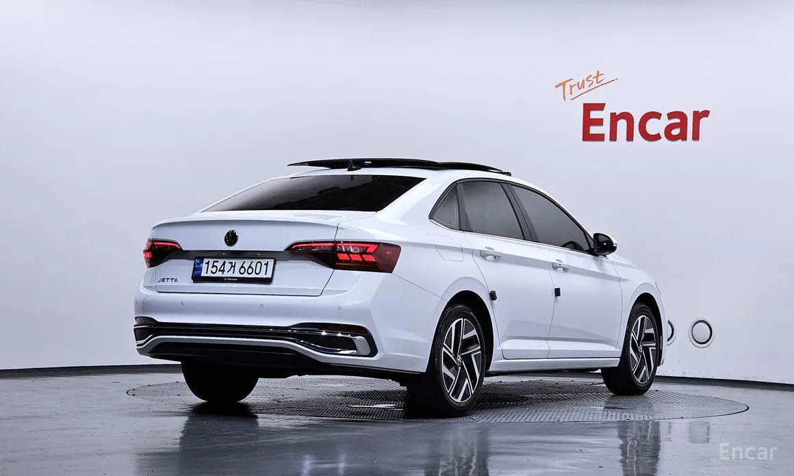 Volkswagen Jetta, 2022 — фото 2 из 12