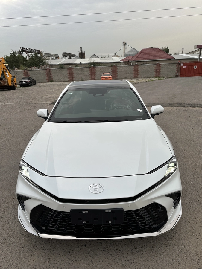 Toyota Camry, 2026 — фото 3 из 8