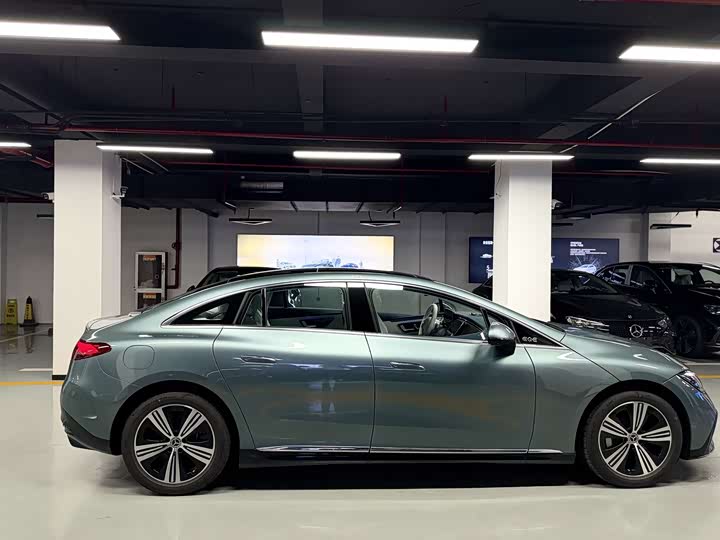 Mercedes-Benz EQE, 2025 — фото 5 из 9