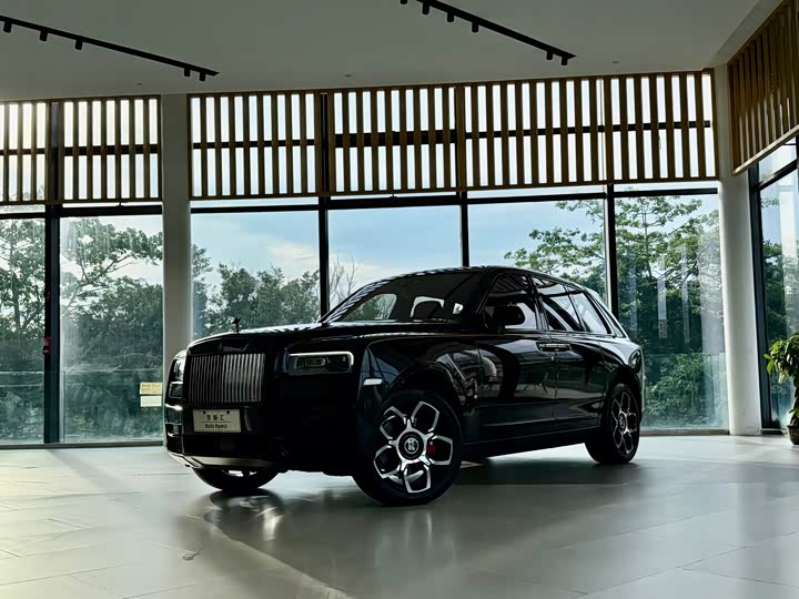 Rolls-Royce Cullinan, 2023 — купить в Перми под ключ