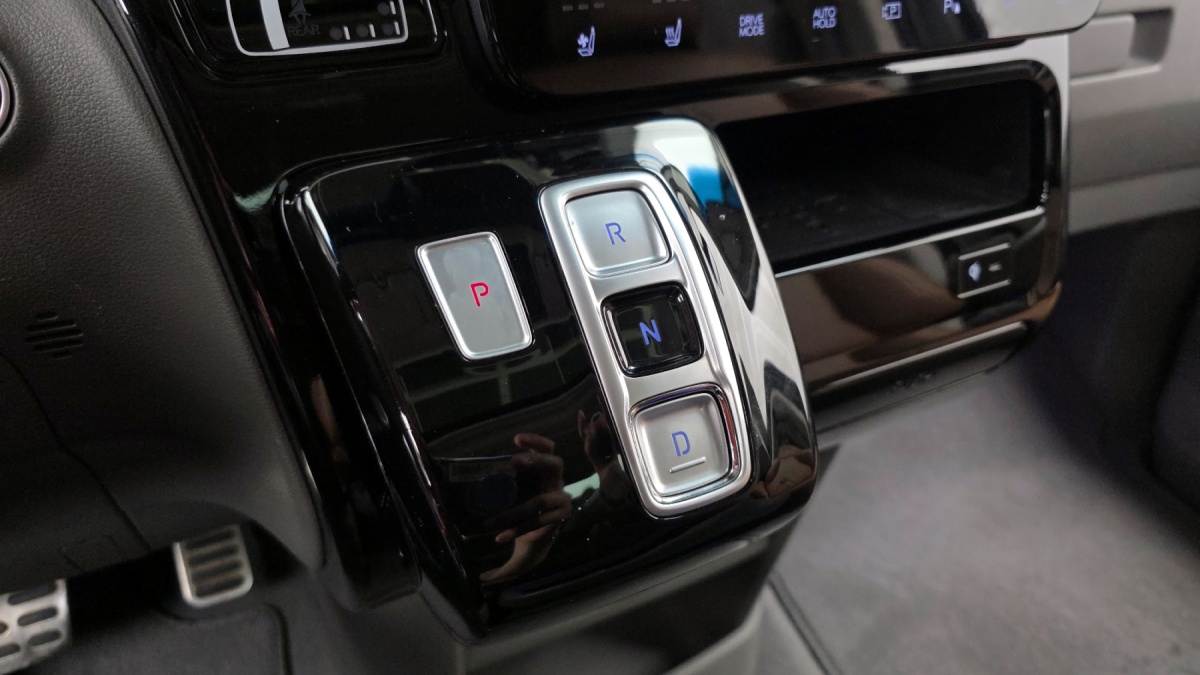Hyundai Staria, 2021 — фото 8 из 12