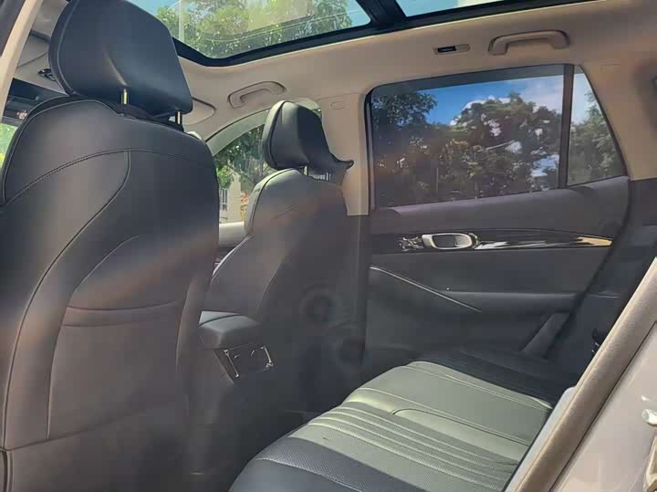 Geely Galaxy E5, 2024 — фото 6 из 9