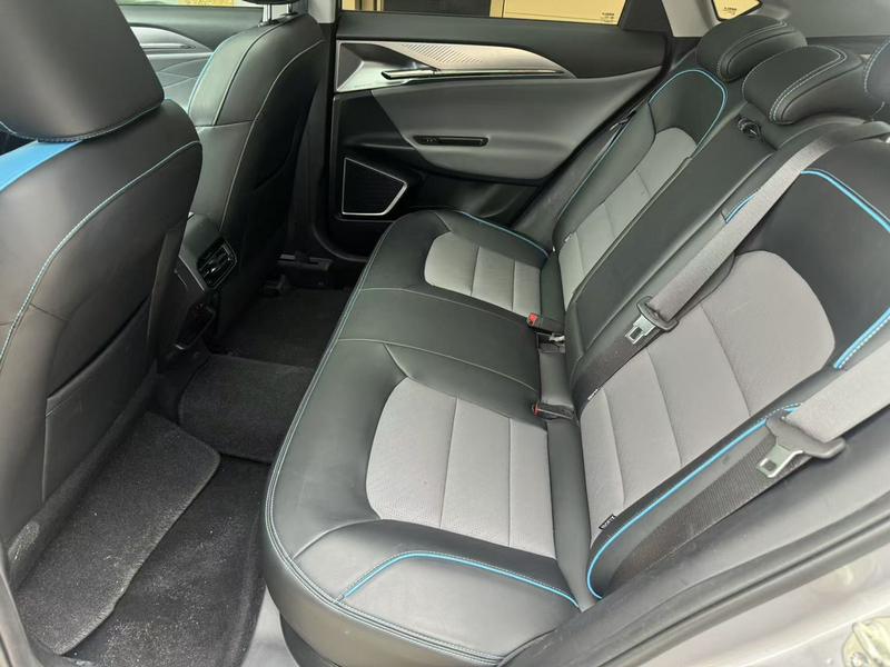 Geely Geometry G6, 2022 — фото 8 из 9