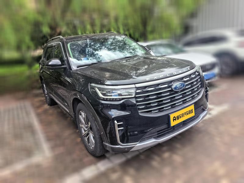 Ford Explorer, 2023 — фото 3 из 12