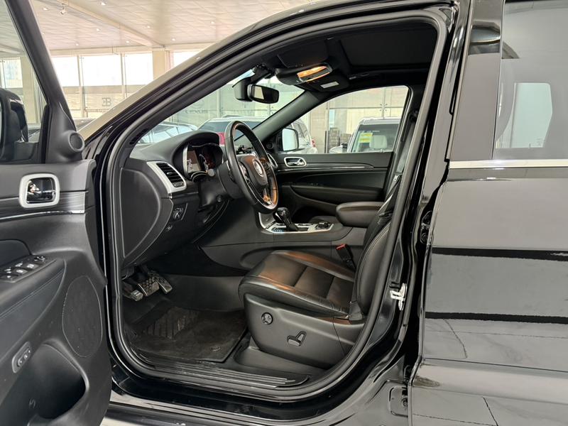 Jeep Grand Cherokee, 2022 — фото 9 из 12