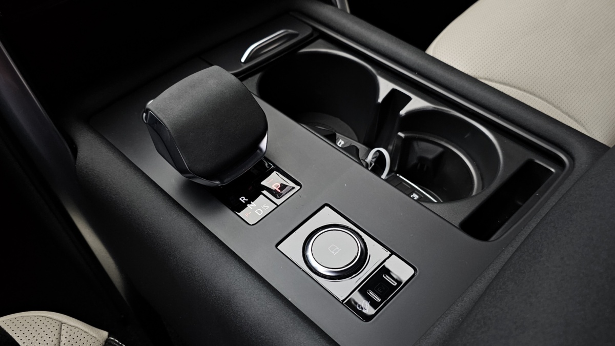 Land Rover Discovery, 2022 — фото 9 из 12