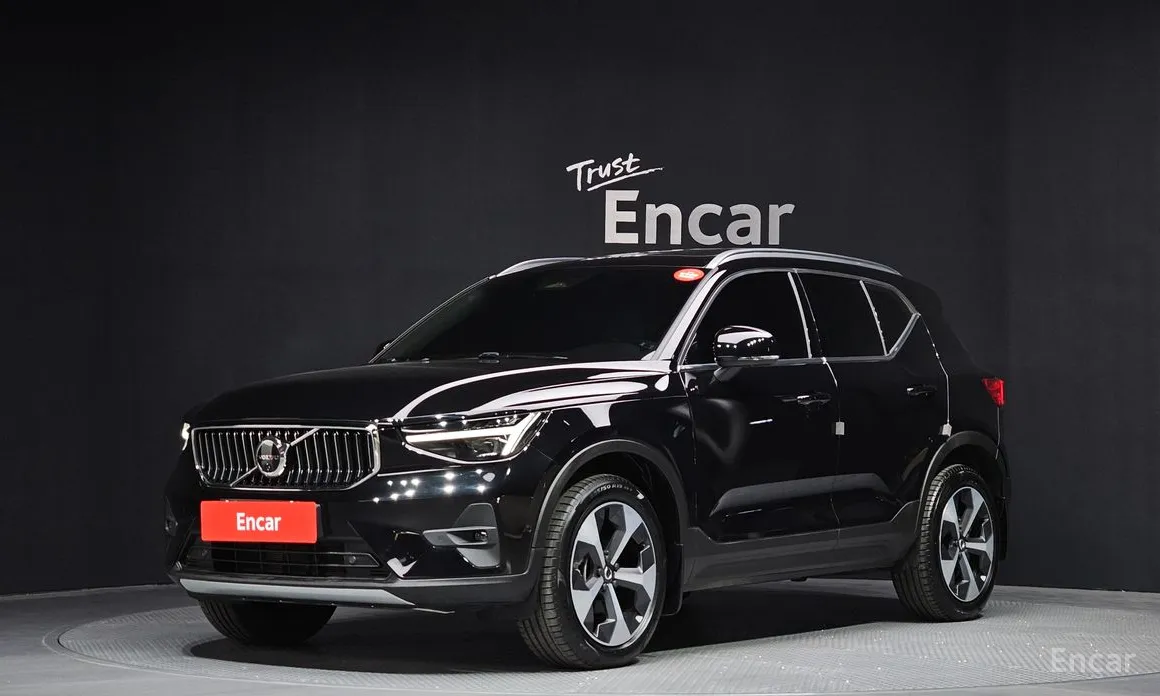 Volvo XC40, 2024 — купить в Кирове под ключ