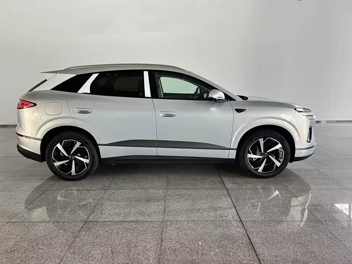 BYD Sea Lion 06 Hybrid/EV, 2026 — фото 3 из 9