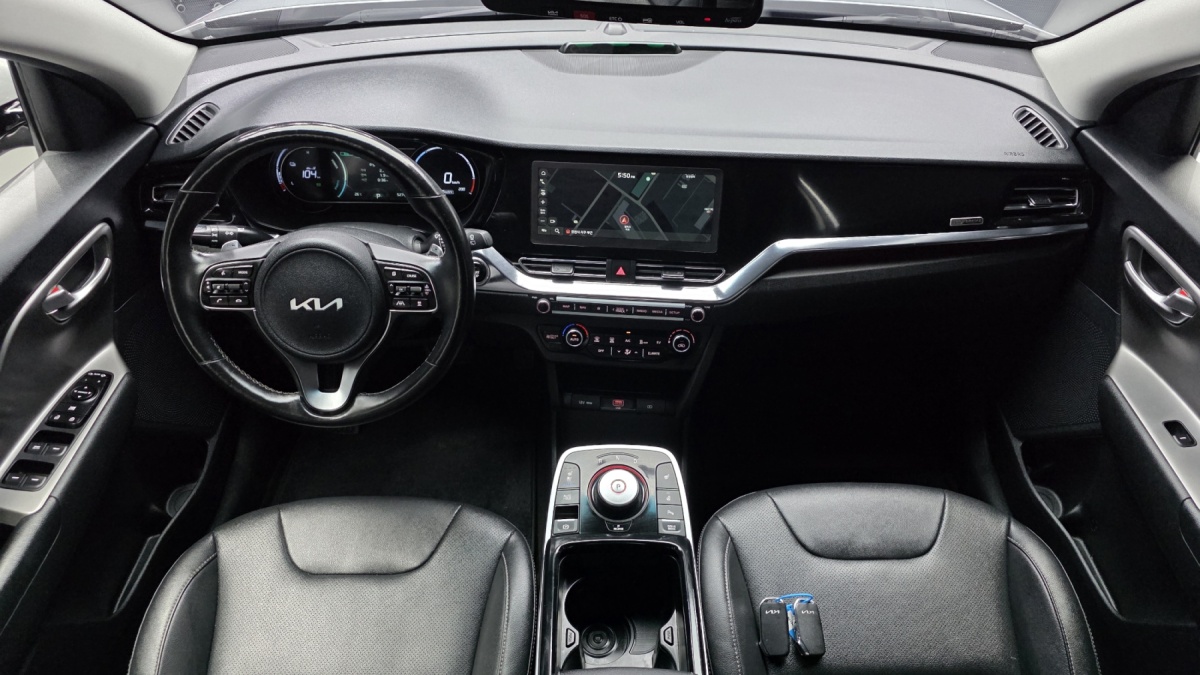 Kia Niro, 2022 — фото 6 из 12