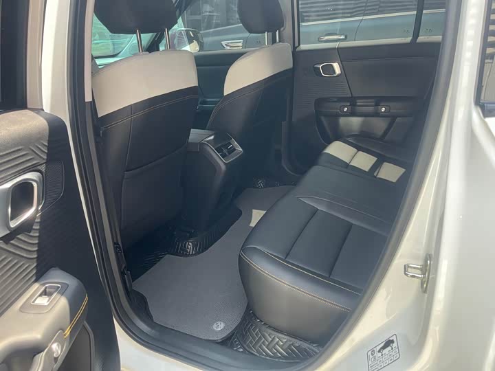 BAIC Beijing BJ30, 2024 — фото 8 из 9