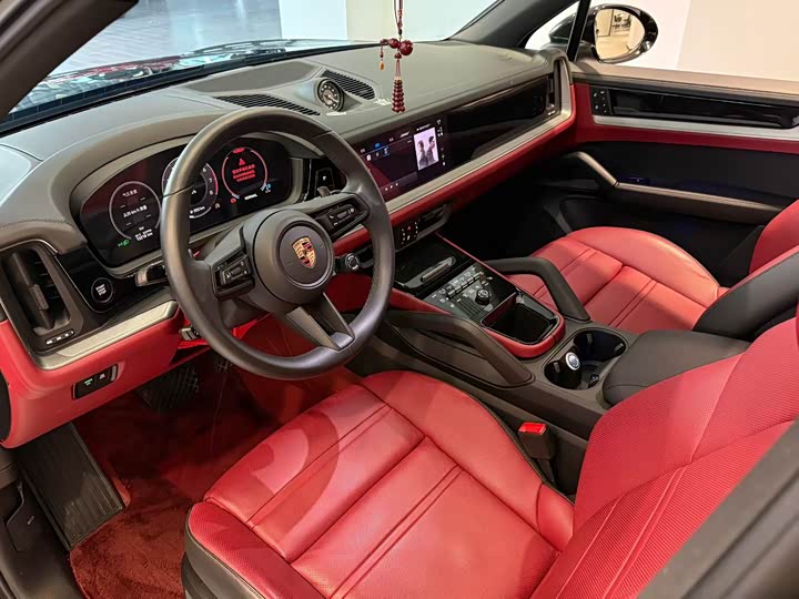 Porsche Cayenne, 2025 — фото 3 из 7
