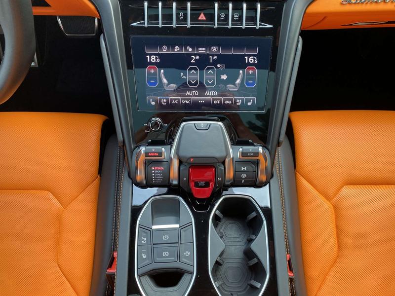 Lamborghini Urus, 2021 — фото 9 из 12