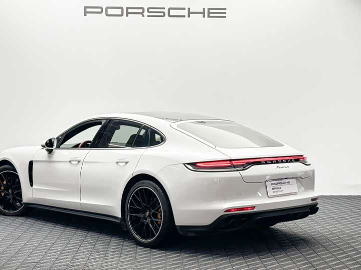 Porsche Panamera, 2023 — фото 3 из 9