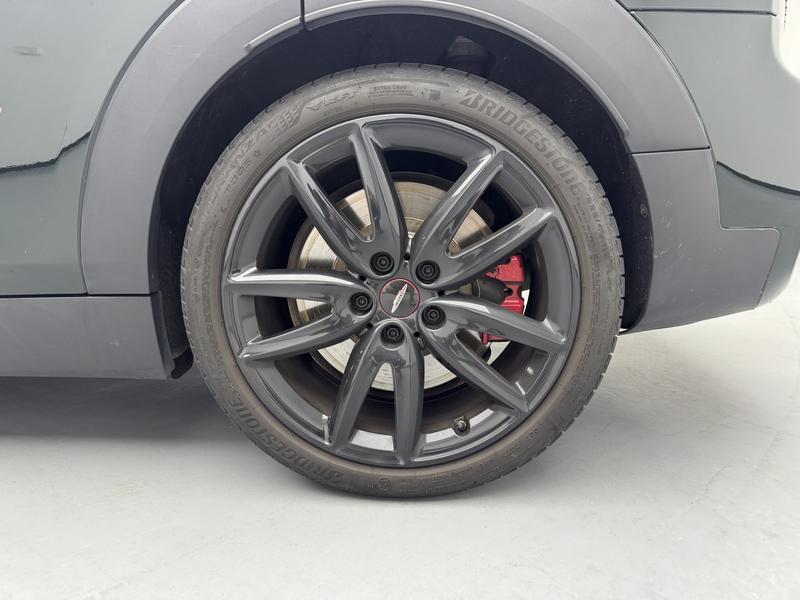 Mini Clubman JCW, 2021 — фото 11 из 12