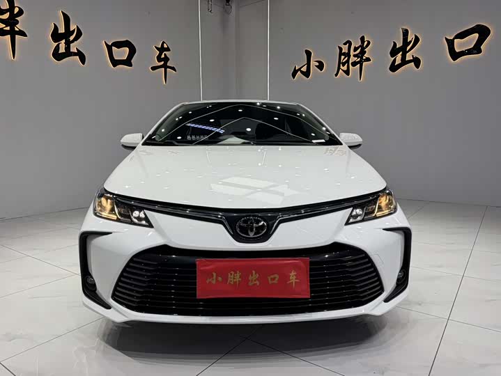 Toyota Corolla, 2022 — фото 2 из 9