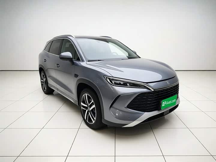 BYD Song L DM-i Hybrid, 2025 — фото 3 из 9