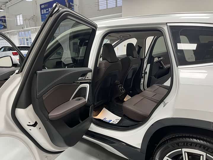 BMW X1, 2024 — фото 9 из 9