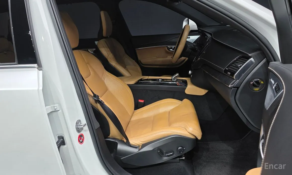 Volvo XC90, 2022 — фото 11 из 12