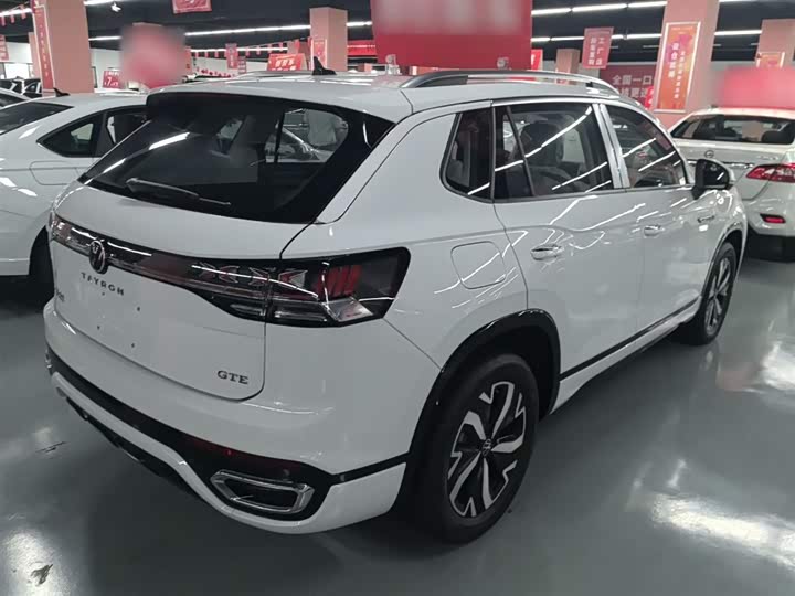 Volkswagen Tayron GTE Hybrid, 2024 — фото 7 из 9