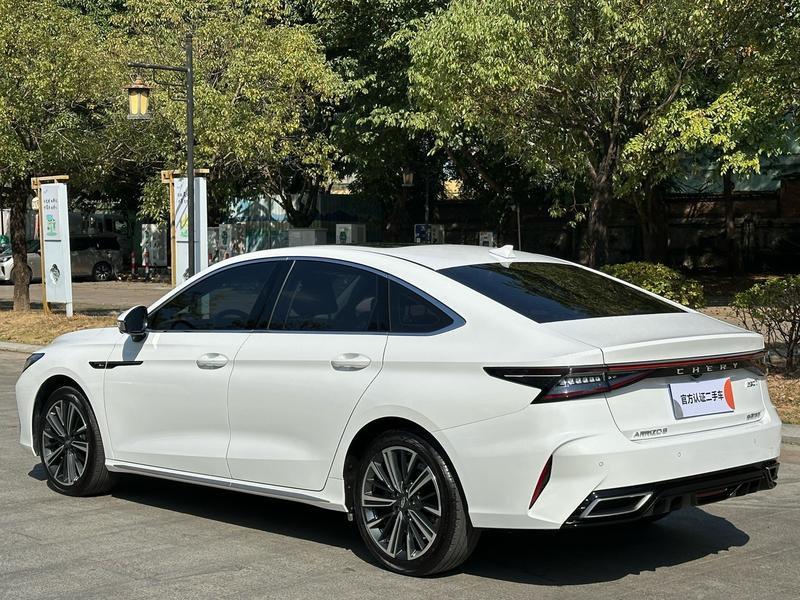 Chery Arrizo 8, 2023 — фото 4 из 12