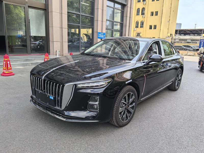 Hongqi H5 Hybrid, 2026 — купить в Санкт-Петербурге под ключ
