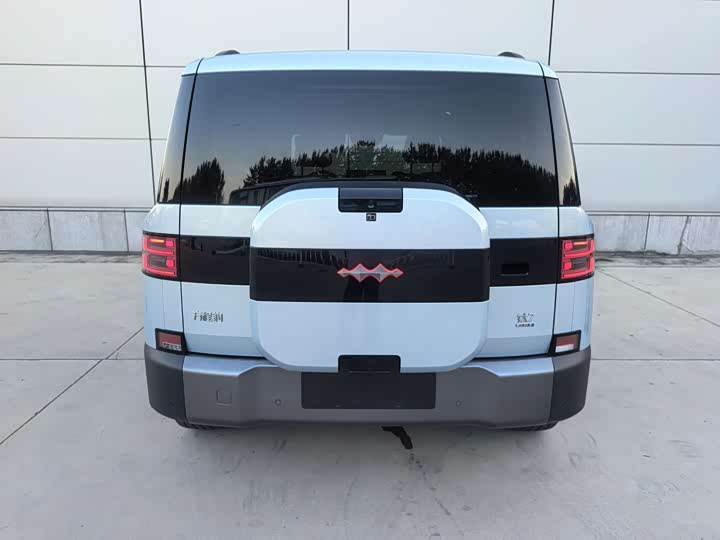 BYD FangChengBao Titanium 7 (Tai 7), 2026 — фото 5 из 7
