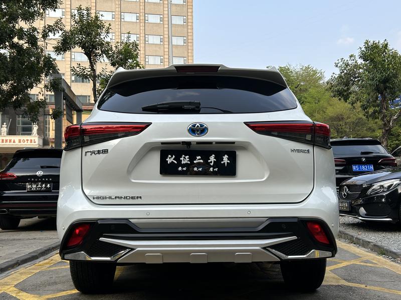 Toyota Highlander, 2022 — фото 5 из 12