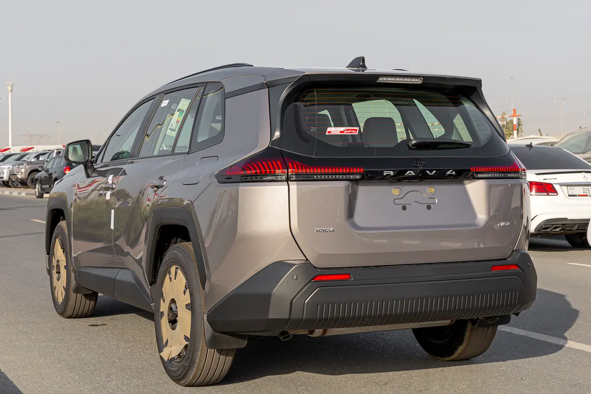 Toyota Rav 4, 2026 — фото 6 из 10