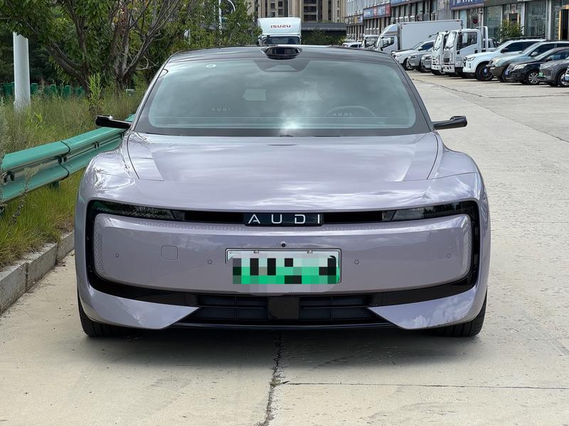 Audi × SAIC E5 Sportback, 2025 — фото 2 из 12