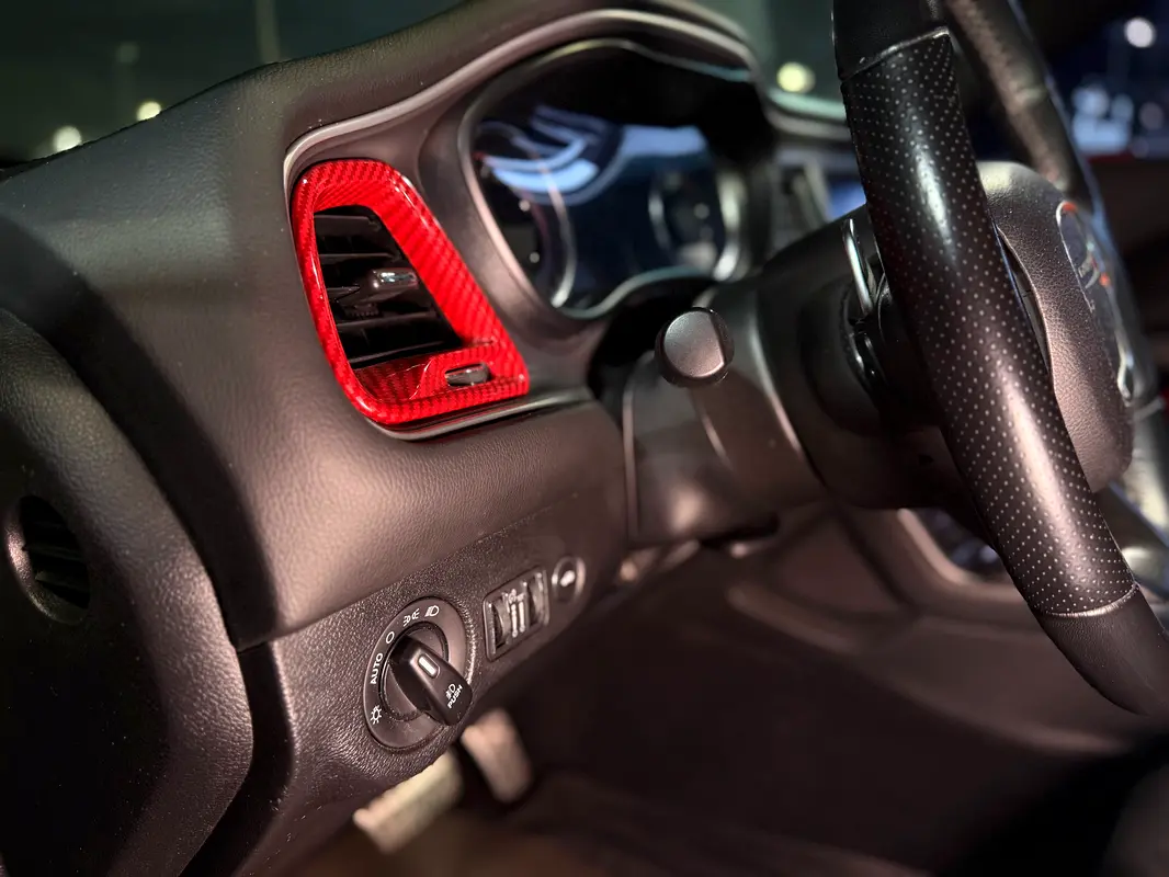 Dodge Challenger, 2022 — фото 10 из 10