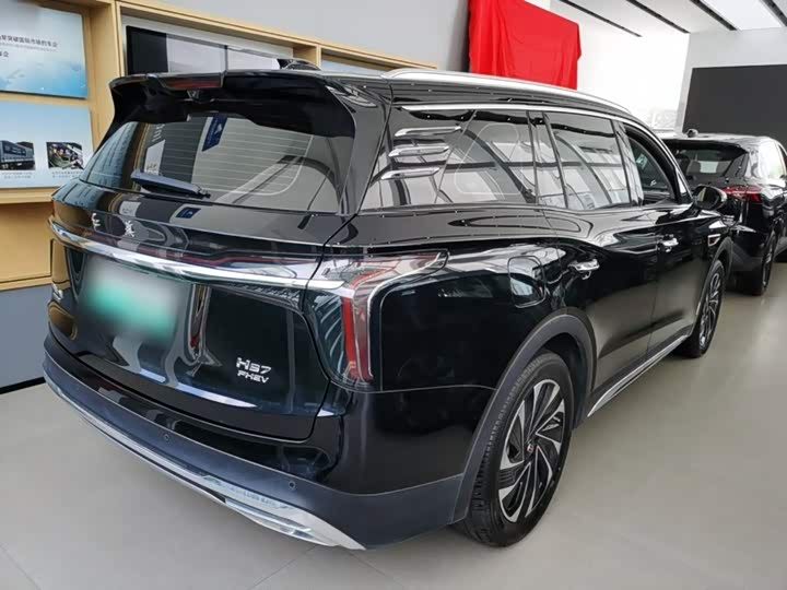 Hongqi HS7 Hybrid, 2024 — фото 7 из 9