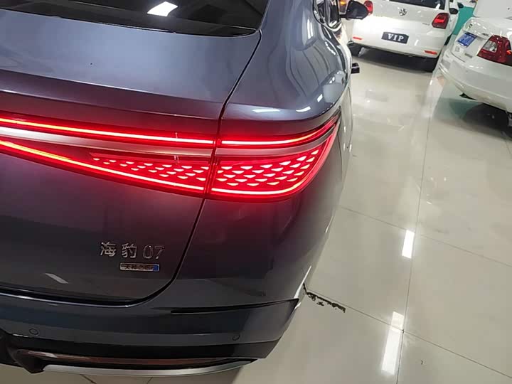 BYD Seal 07 DM-i Hybrid, 2025 — фото 8 из 9