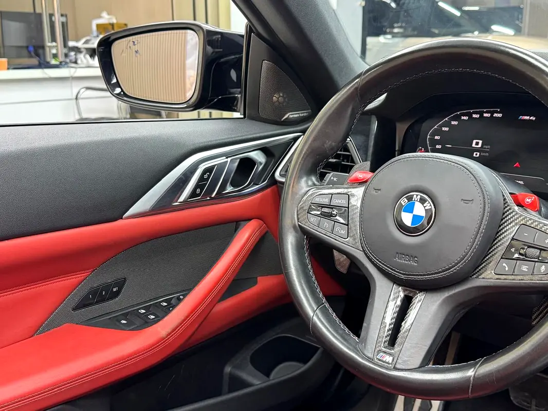 BMW M4, 2022 — фото 9 из 10