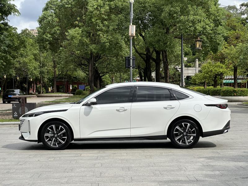 Changan Eado Plus, 2025 — фото 4 из 12
