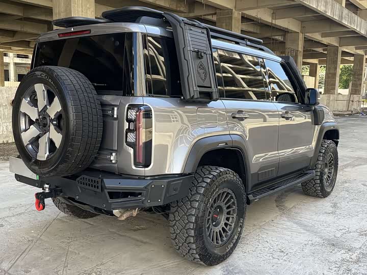 BAIC Beijing BJ40 Hybrid, 2025 — фото 9 из 9